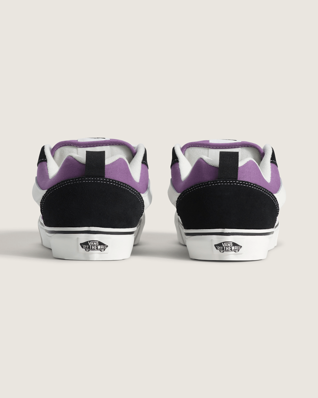 Men Vans Knu Skool Shoe in Purple / Black