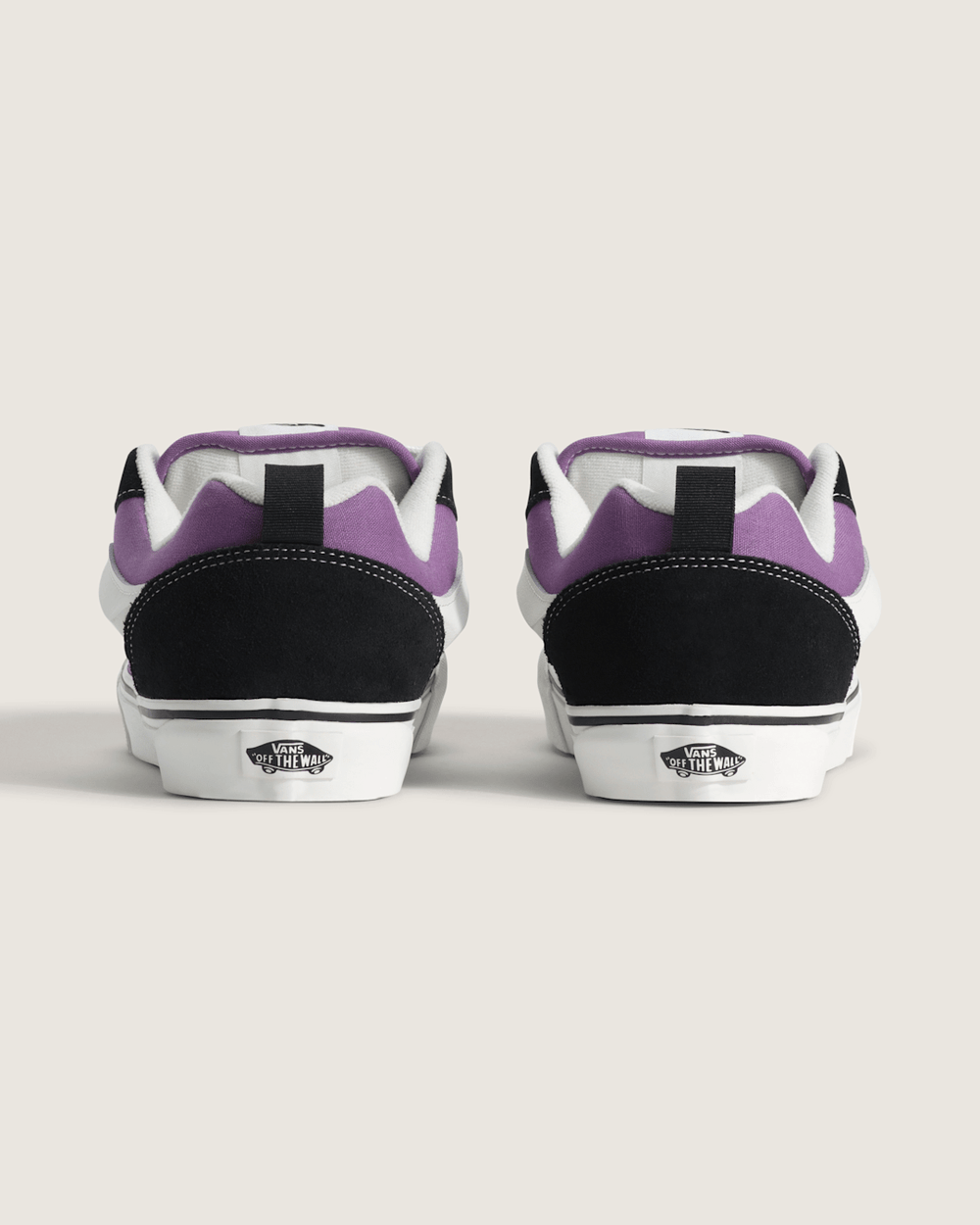 Men Vans Knu Skool Shoe in Purple / Black
