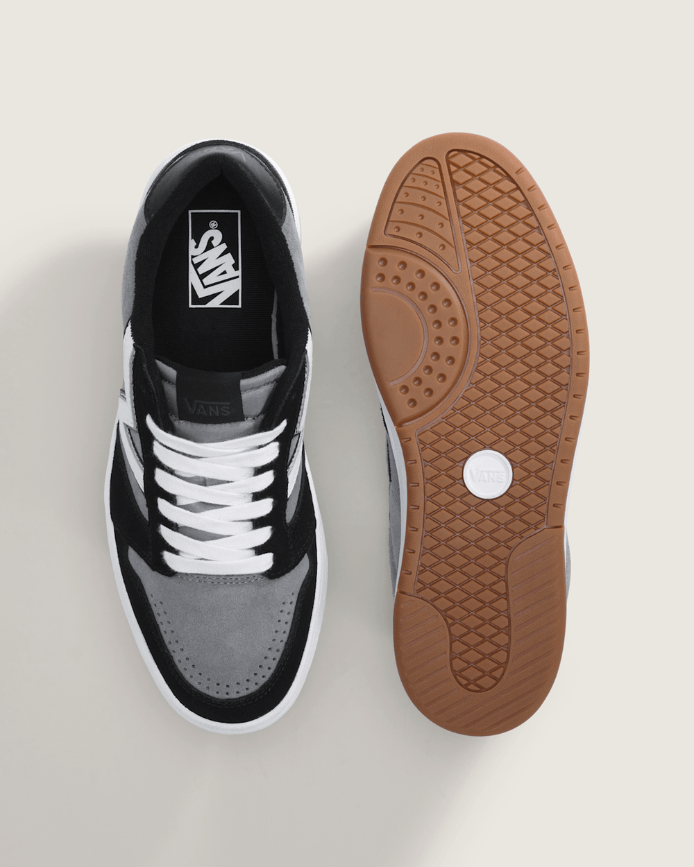 Men Vans Lowland 2.0 Shoe in Black / Grey