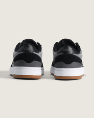 Men Vans Lowland 2.0 Shoe in Black / Grey