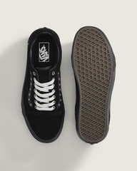 Men Vans Old Skool Shoe in Black
