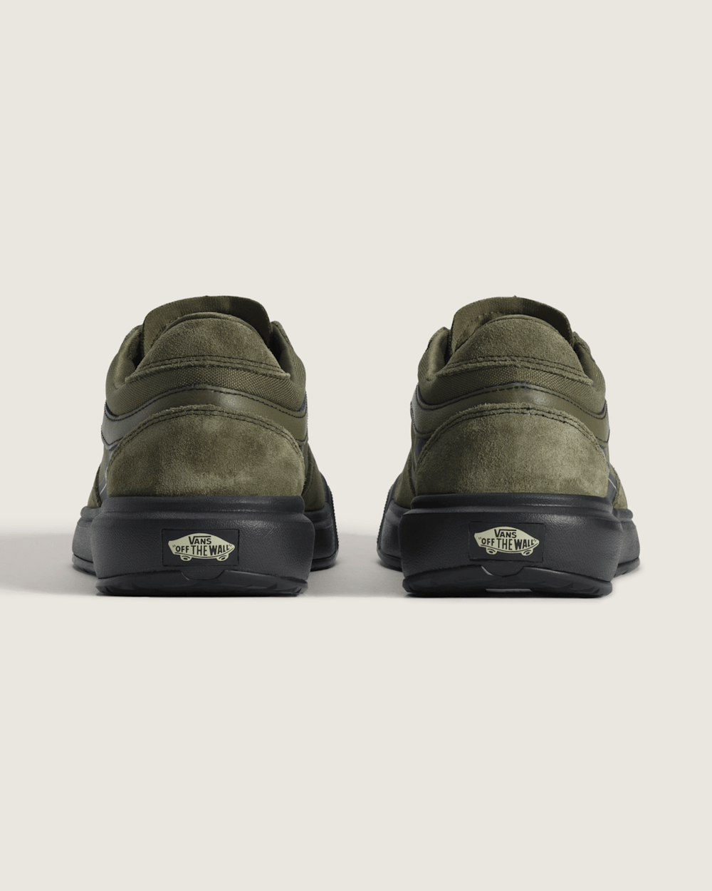 Men Vans UltraRange 2.0 Shoe in Mossy Olive / Black