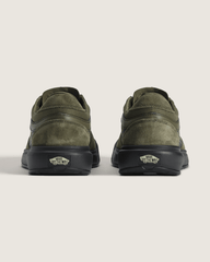 Men Vans UltraRange 2.0 Shoe in Mossy Olive / Black