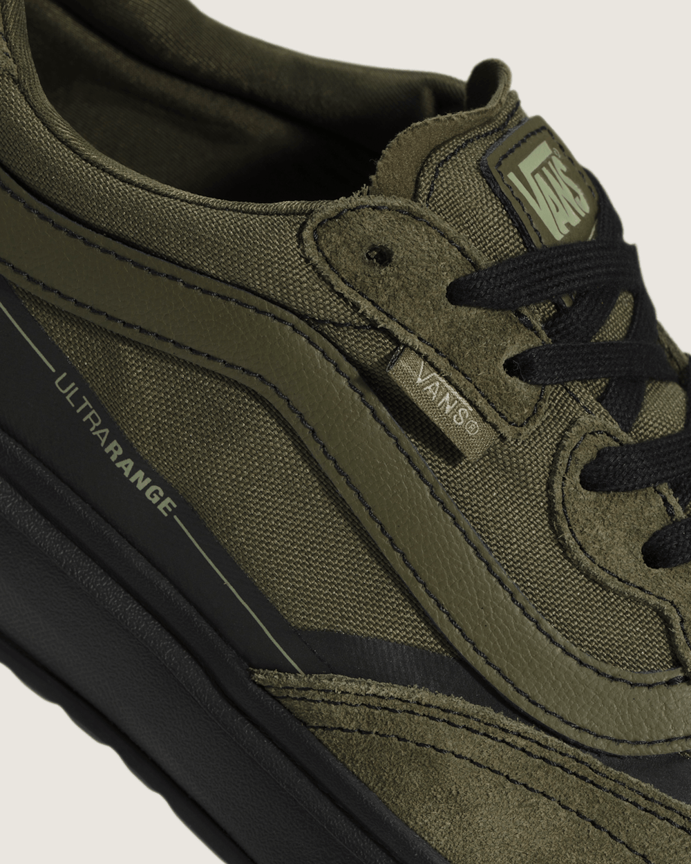 Men Vans UltraRange 2.0 Shoe in Mossy Olive / Black