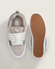 Men Vans Knu Skool Shoe in Frost Grey