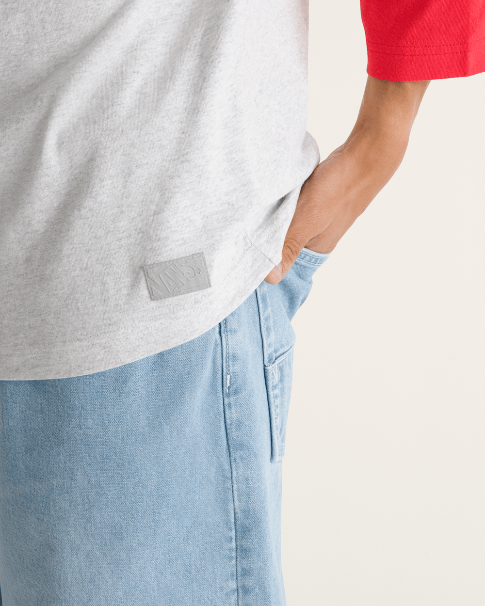 Men Vans Standard Raglan T-Shirt in Crimson Haze Red / Ash Heather Grey