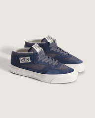 Men Vans Premium Half Cab Shoe in Steel Shadow Grey