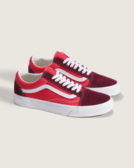 Men Vans Old Skool Shoe in Crimson Haze Red
