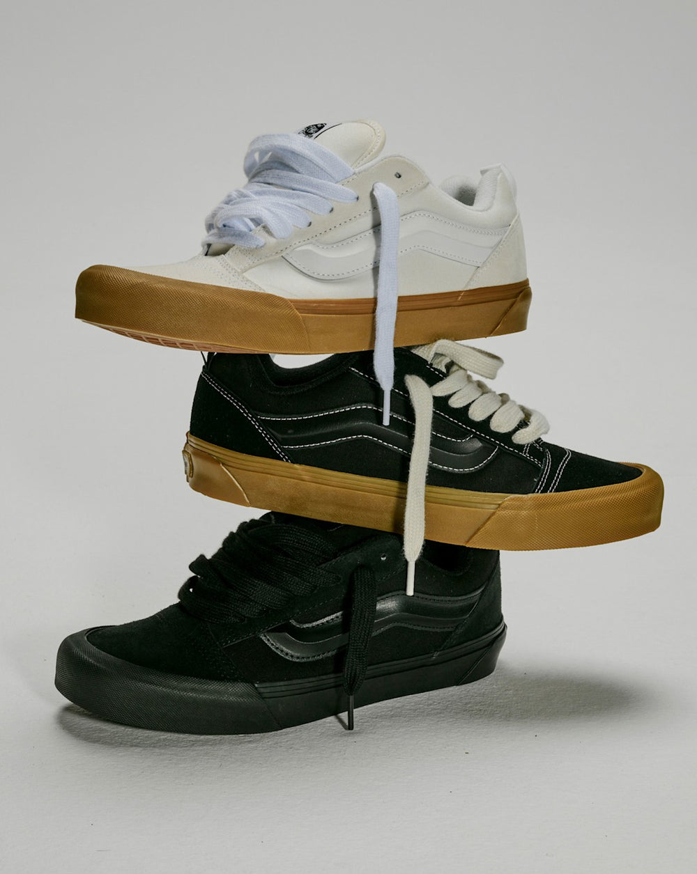Men Vans Knu Skool Shoe in Blanc De Blanc White