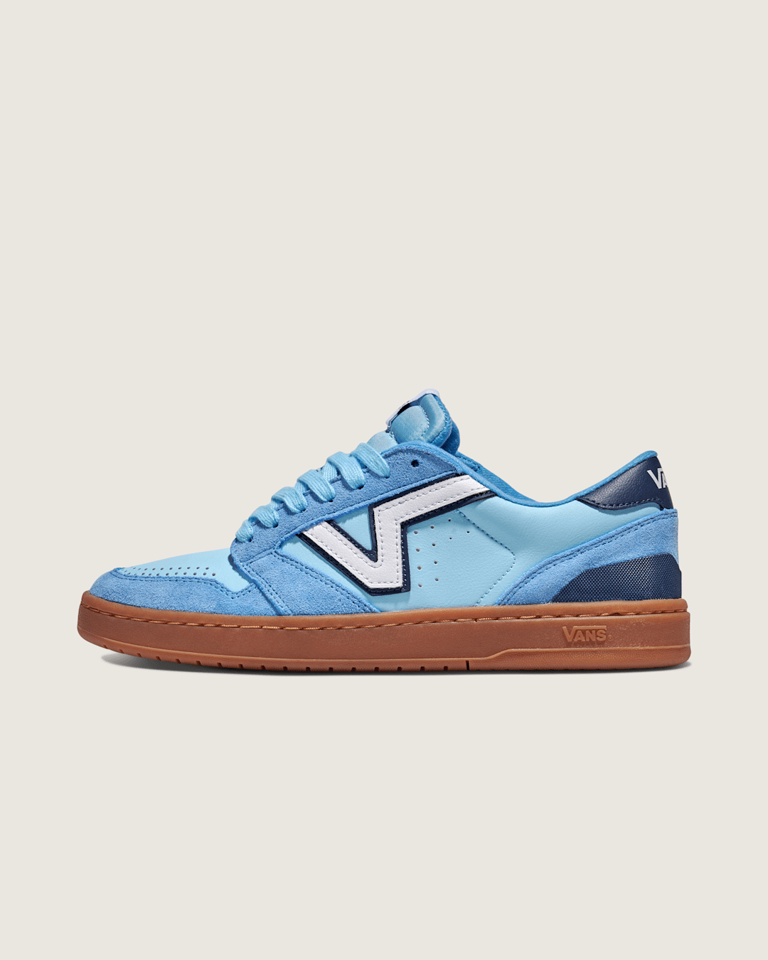 Men Vans Lowland 2.0 Shoe in Heritage Blue