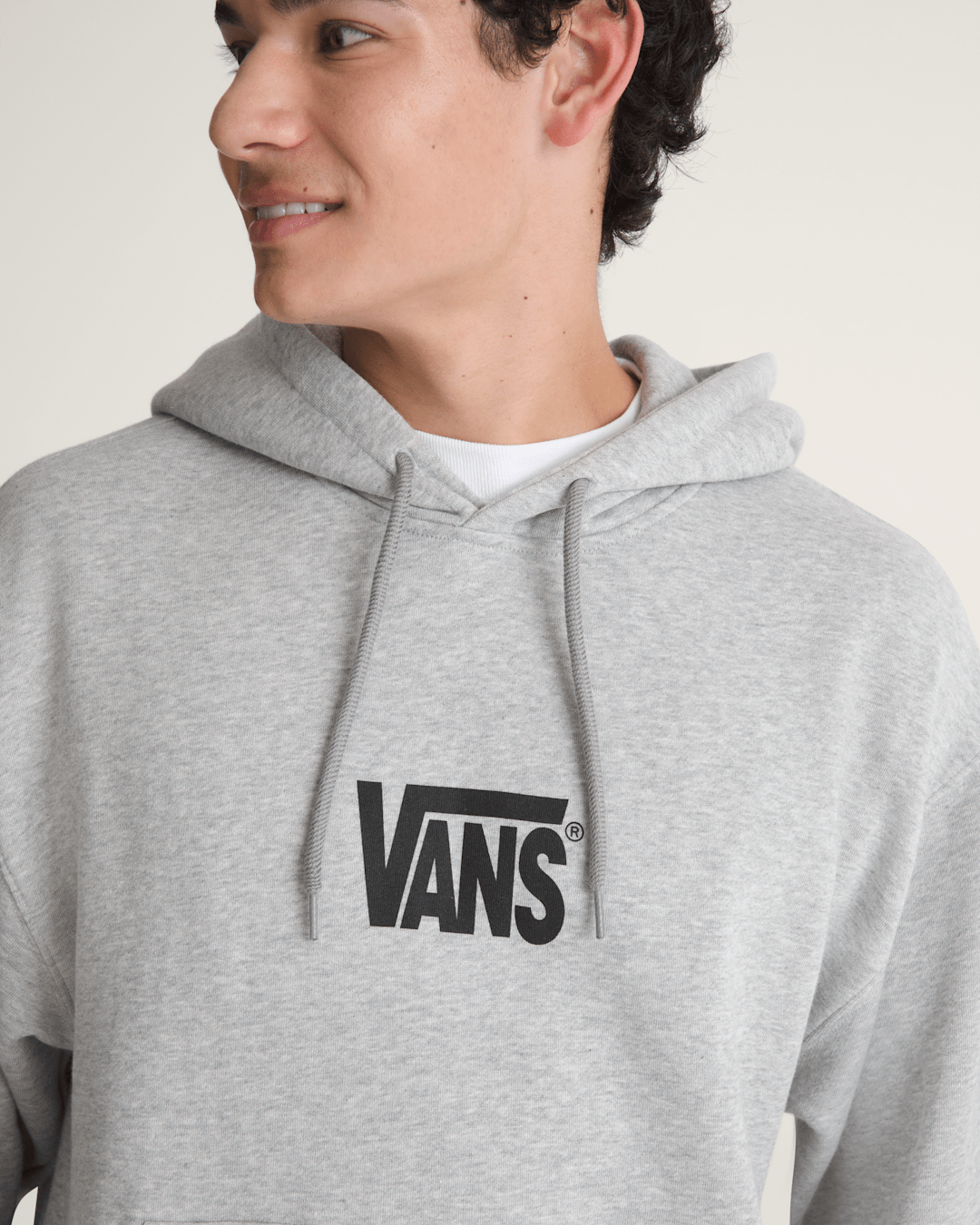 Men Vans Stretch Logo Pullover Hoodie in Cement Heather Grey