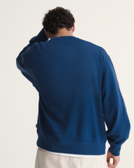 Men Vans Stretch Logo Crew Sweatshirt in Deep Indig Blue / Flame Red