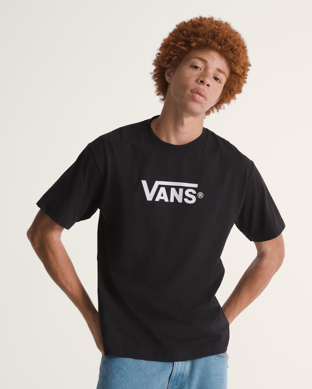 Men Vans New Vans Classic T-Shirt in Black / White