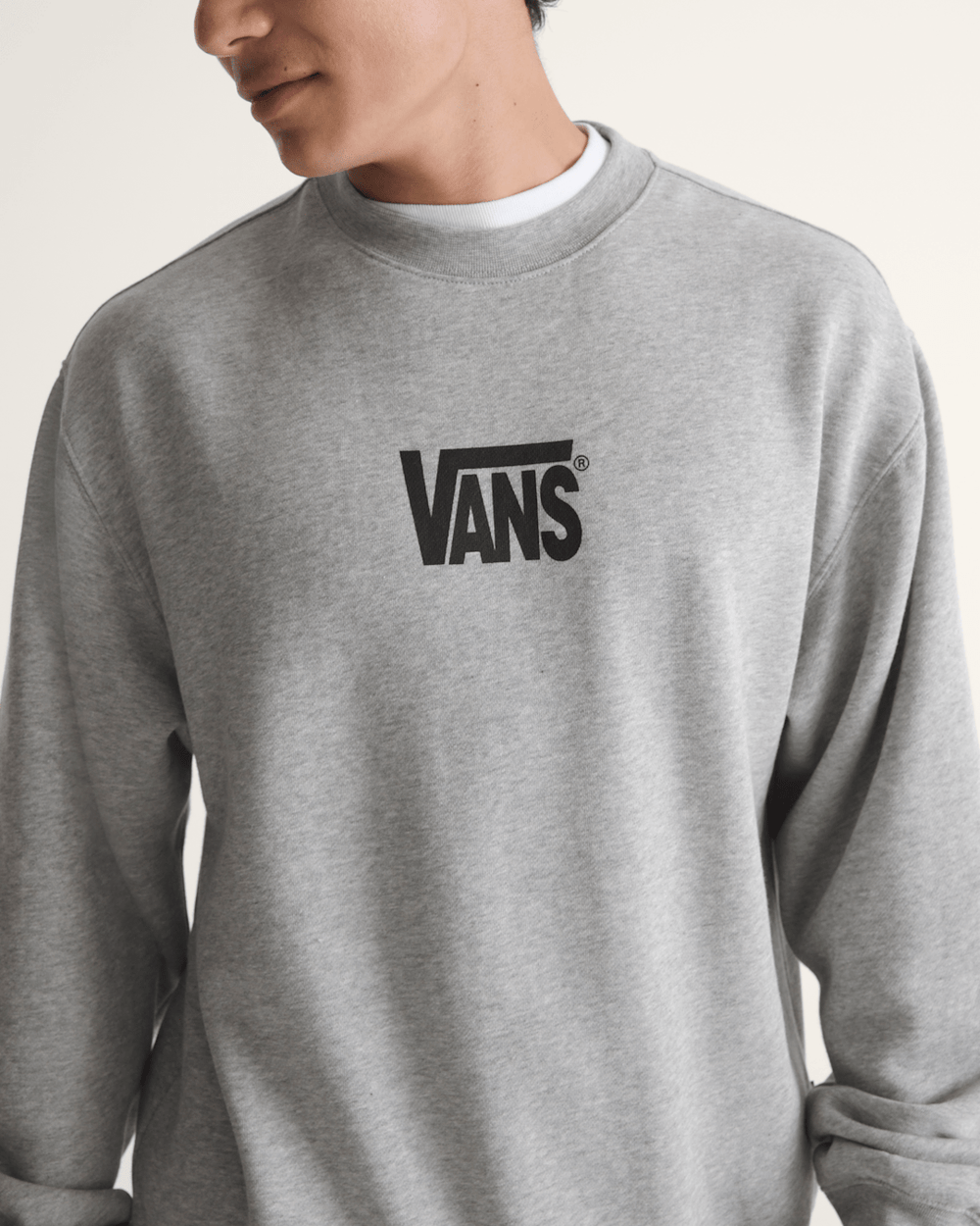 Men Vans Stretch Logo Crew Sweatshirt in Cement Heather Grey