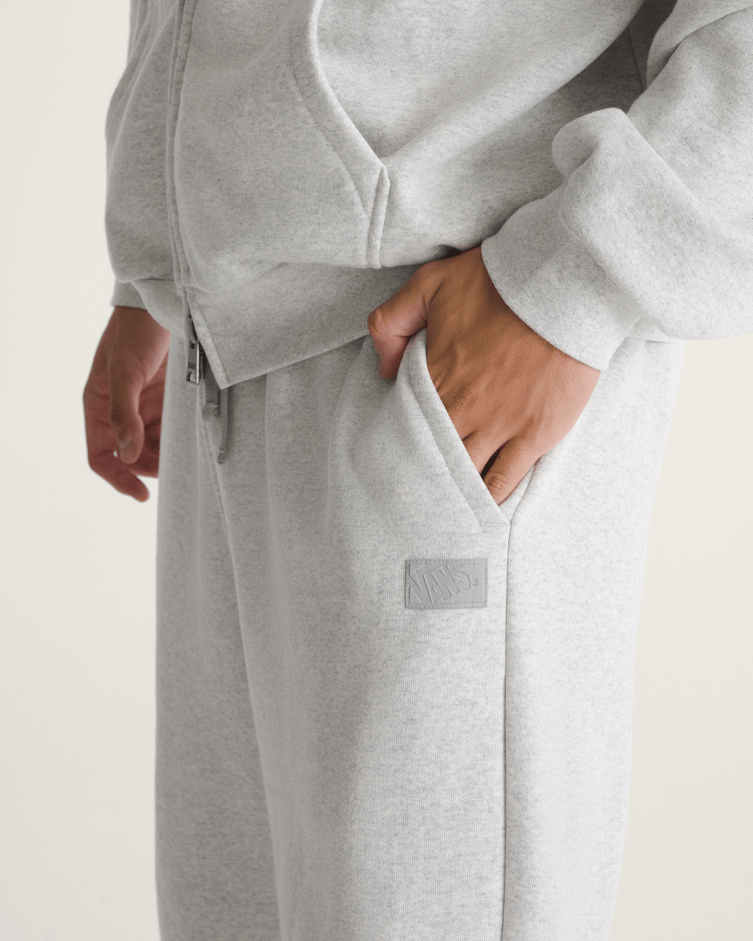 Men Vans Premium Fleece Sweat Pants in Ash Heather Grey
