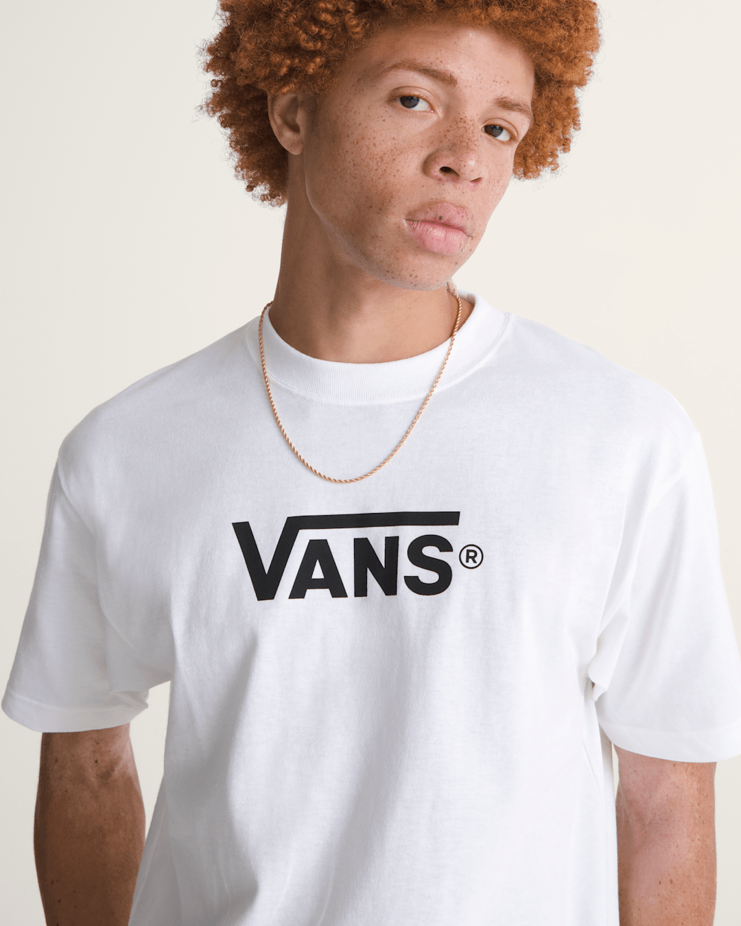 Men Vans New Vans Classic T-Shirt in White / Black