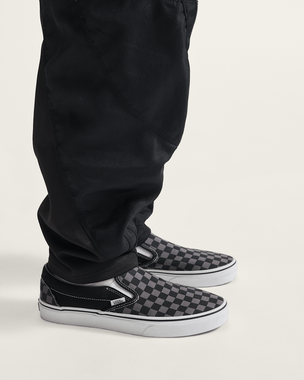 Men Vans Classic Checkerboard Slip-On Black/Pewter Shoe