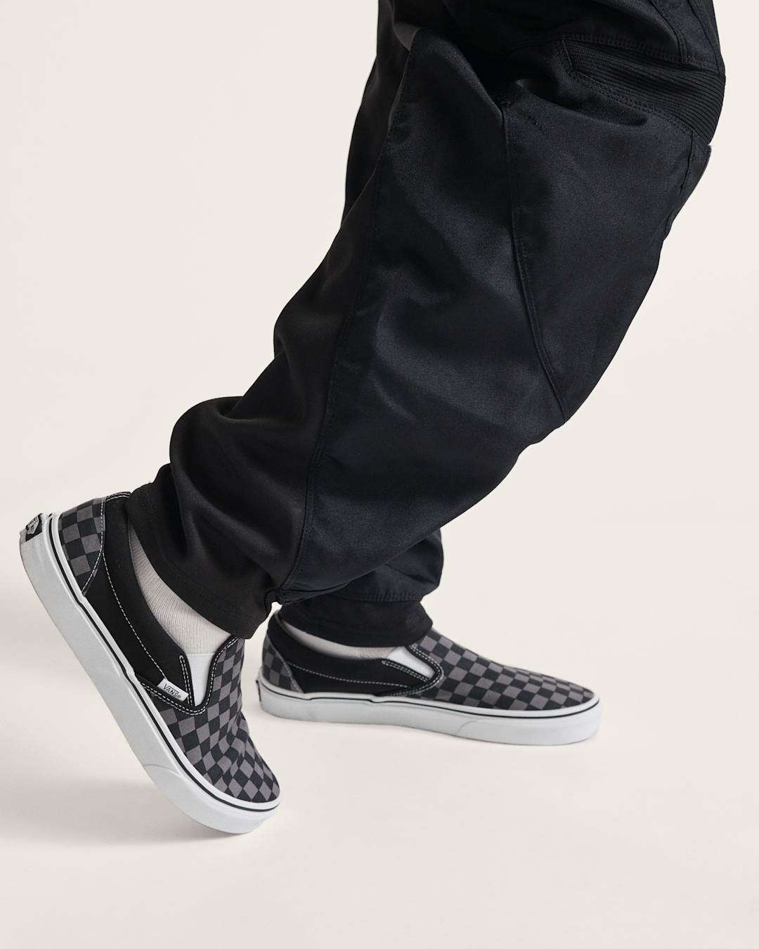 Men Vans Classic Checkerboard Slip-On Black/Pewter Shoe