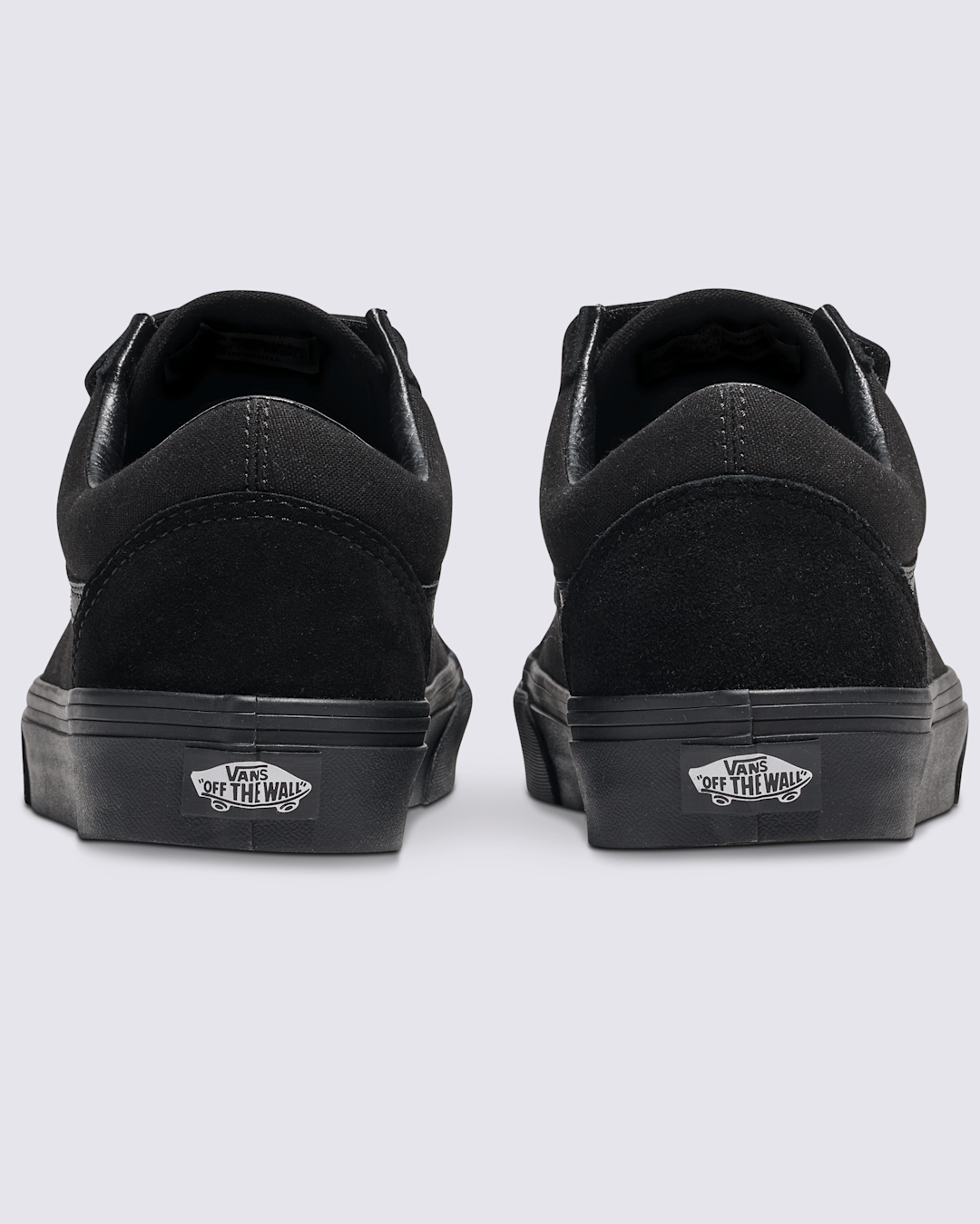 Men Vans Old Skool V Shoe in Triple Black