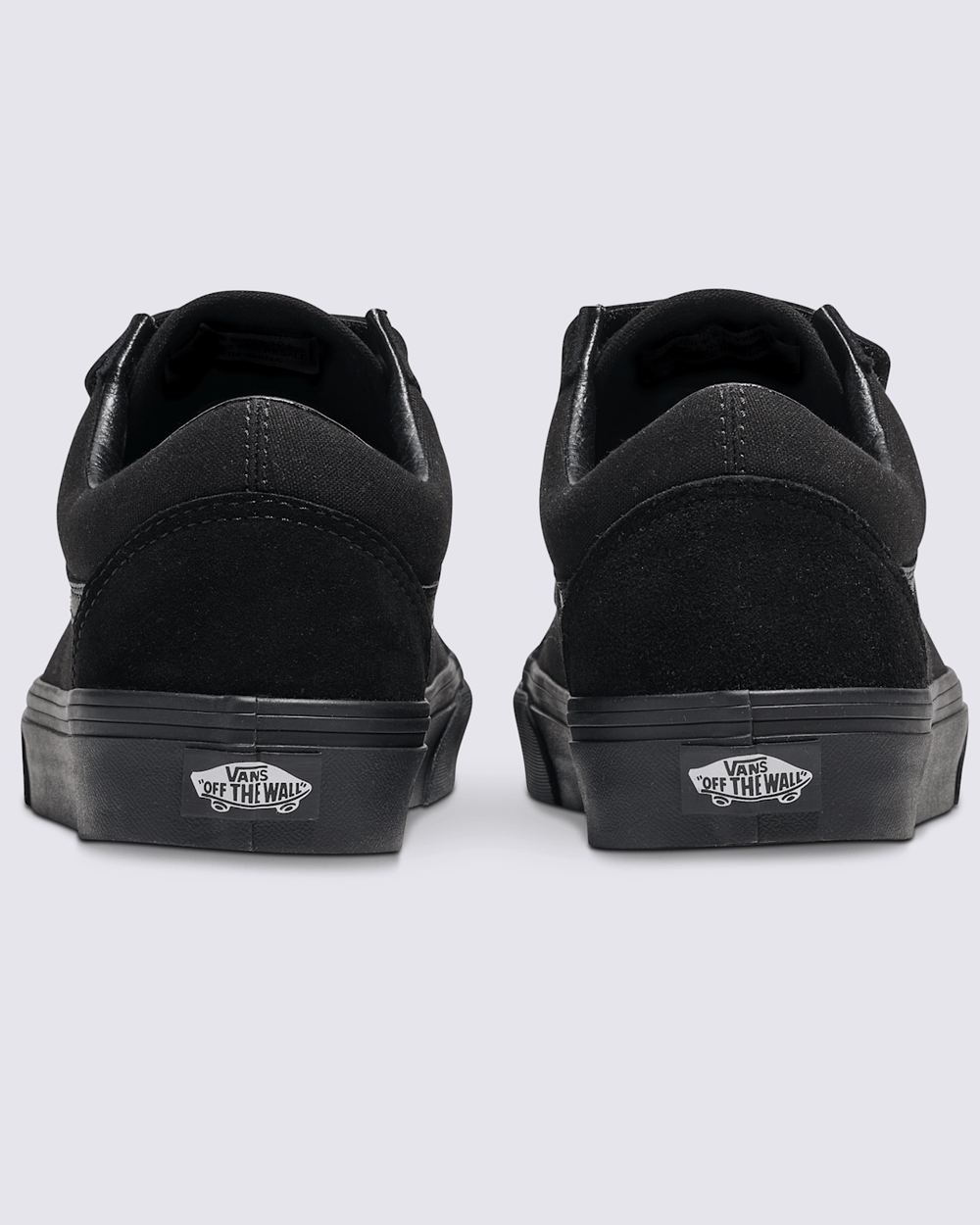 Men Vans Old Skool V Shoe in Triple Black