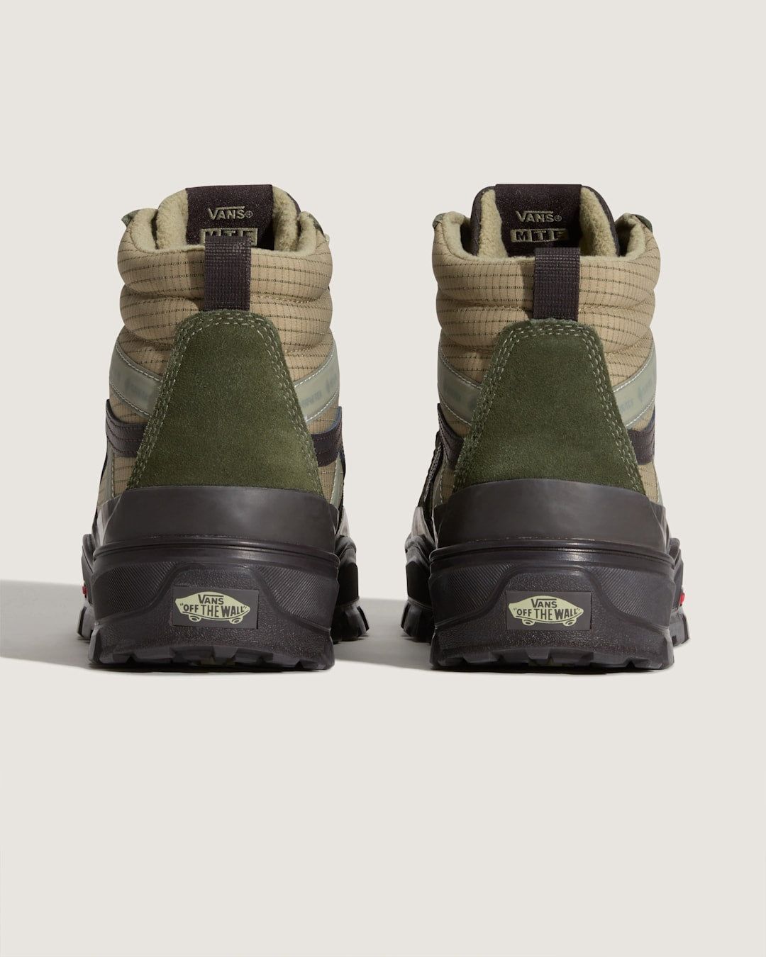 Men Vans Sk8-Hi GORE-TEX Insulated Shoe in Dark Green / Dark Brown