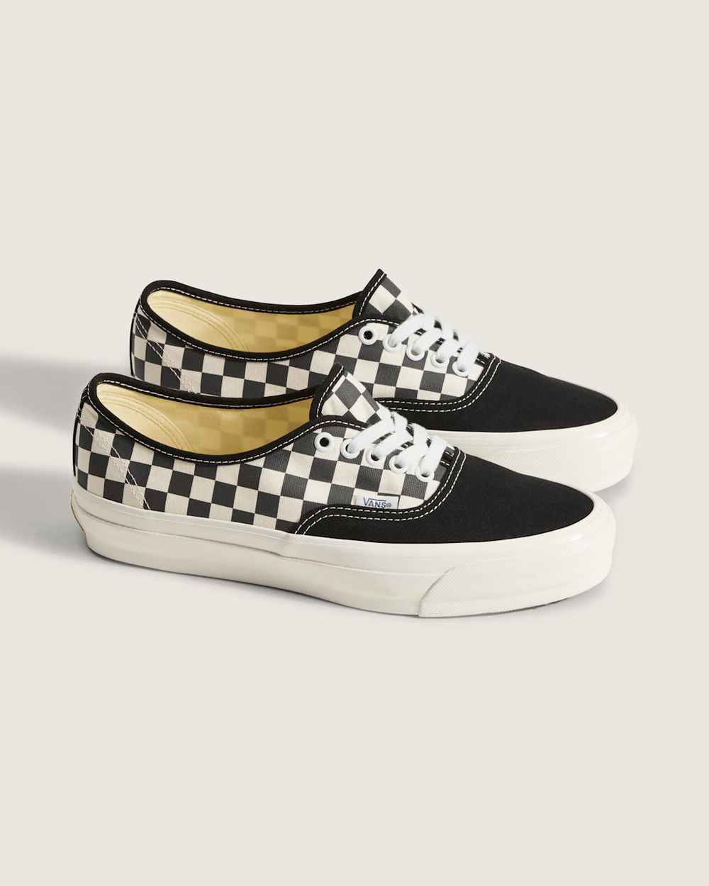 Men Vans Premium Authentic Checkerboard Shoe in Checkerboard Asphalt Grey / White