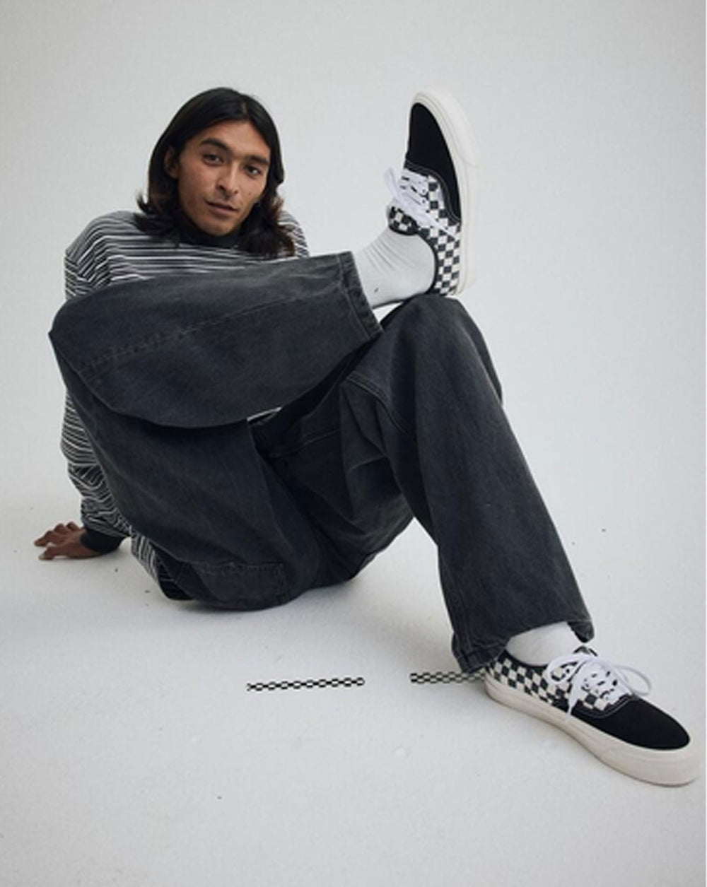 Men Vans Premium Authentic Checkerboard Shoe in Checkerboard Asphalt Grey / White