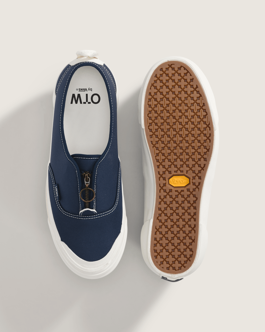 Men Vans OTW Authentic 44 Zip Vibram in Dress Blues