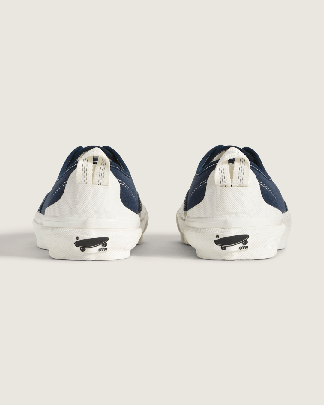 Men Vans OTW Authentic 44 Zip Vibram in Dress Blues