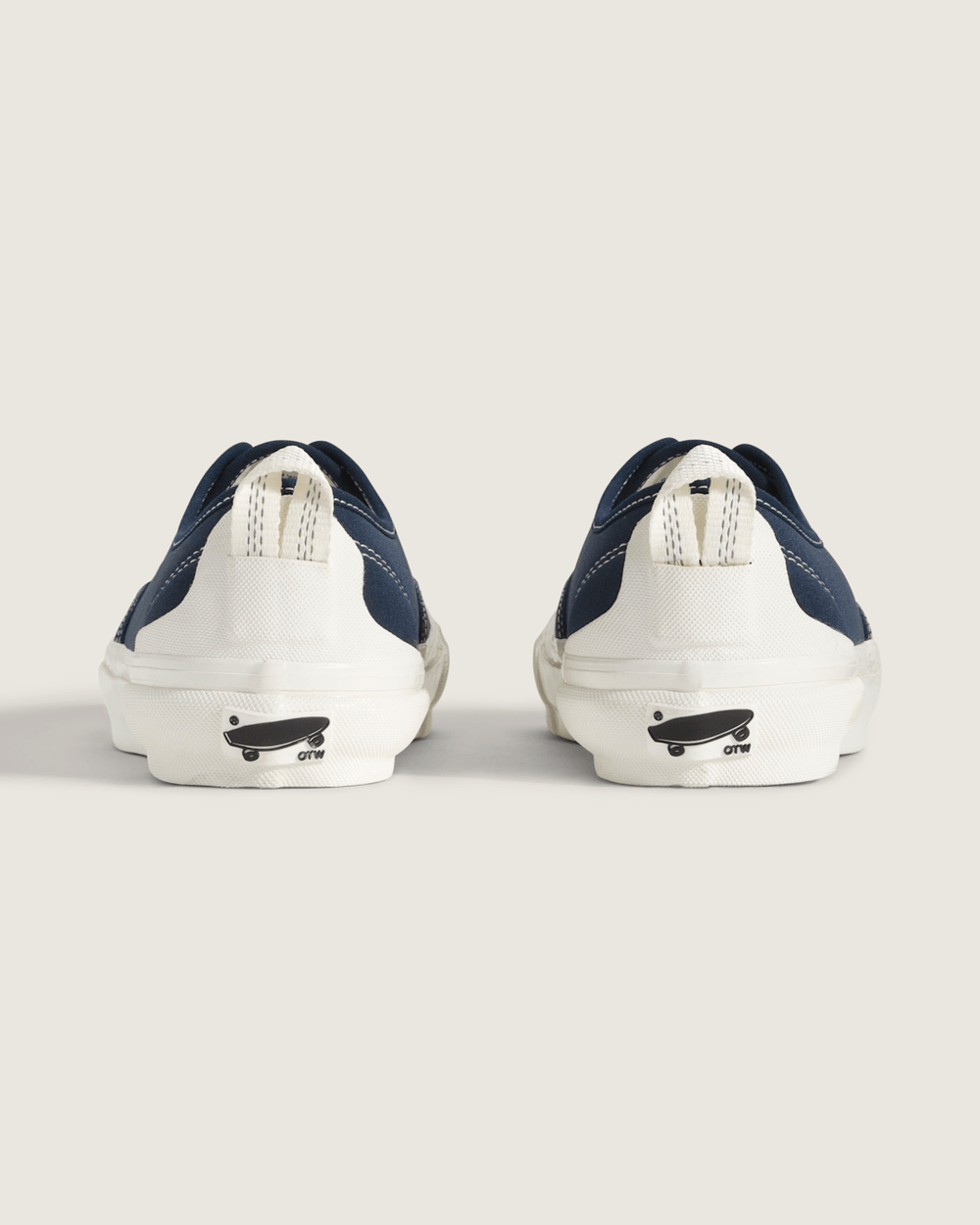 Men Vans OTW Authentic 44 Zip Vibram in Dress Blues