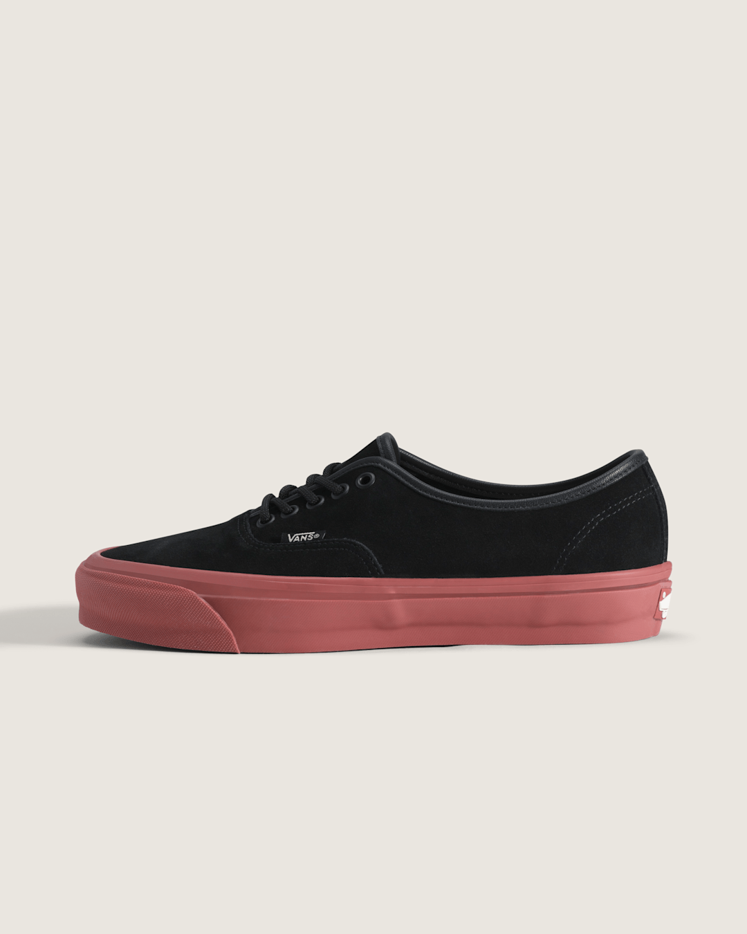 Men Vans OTW Authentic 44 Siped Vibram in Black / Ochre Red
