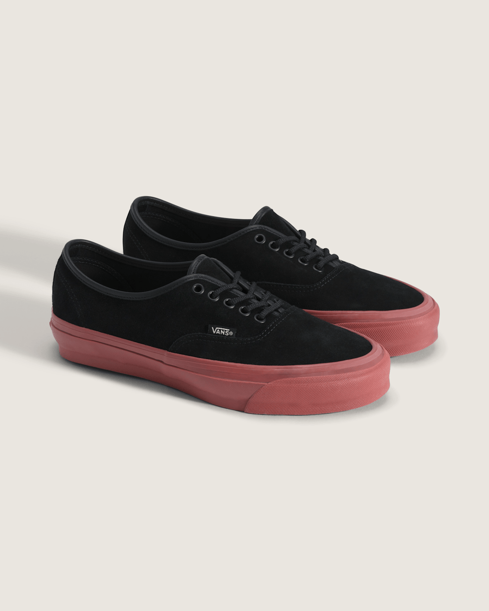 Men Vans OTW Authentic 44 Siped Vibram in Black / Ochre Red