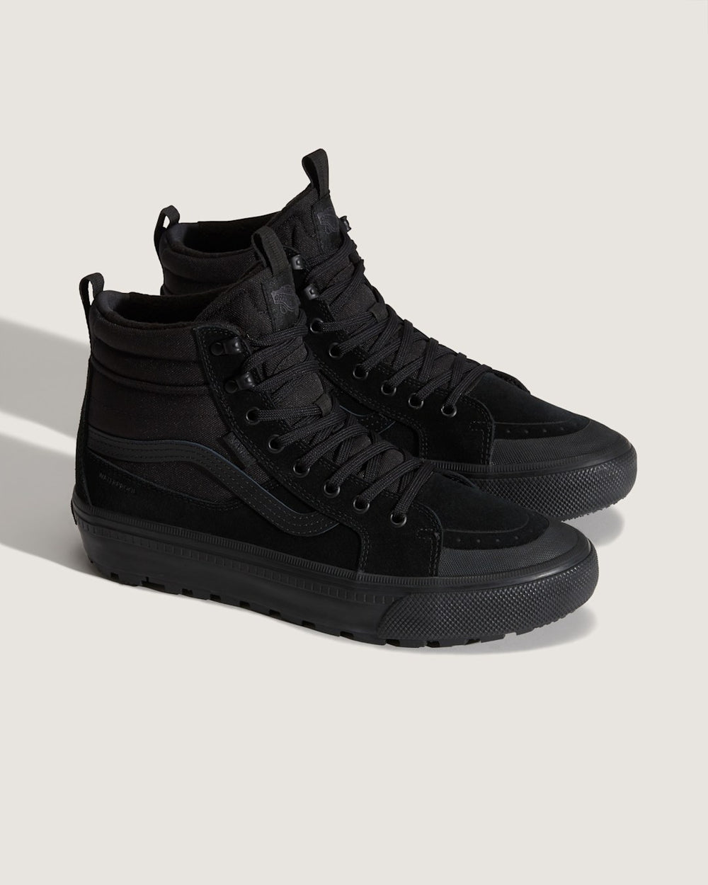 Men Vans Sk8-Hi Waterproof Insulated Shoe in Black