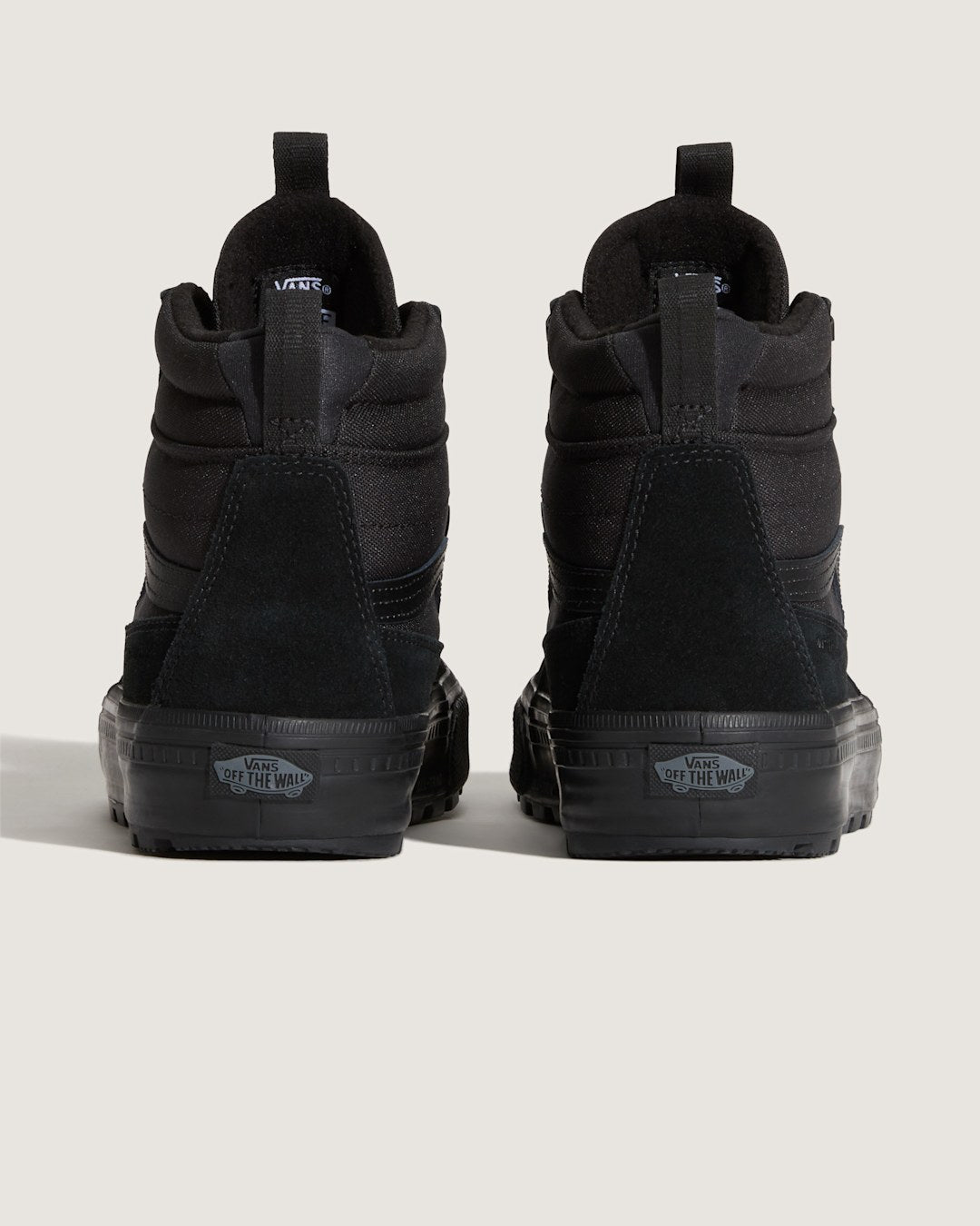 Men Vans Sk8-Hi Waterproof Insulated Shoe in Black