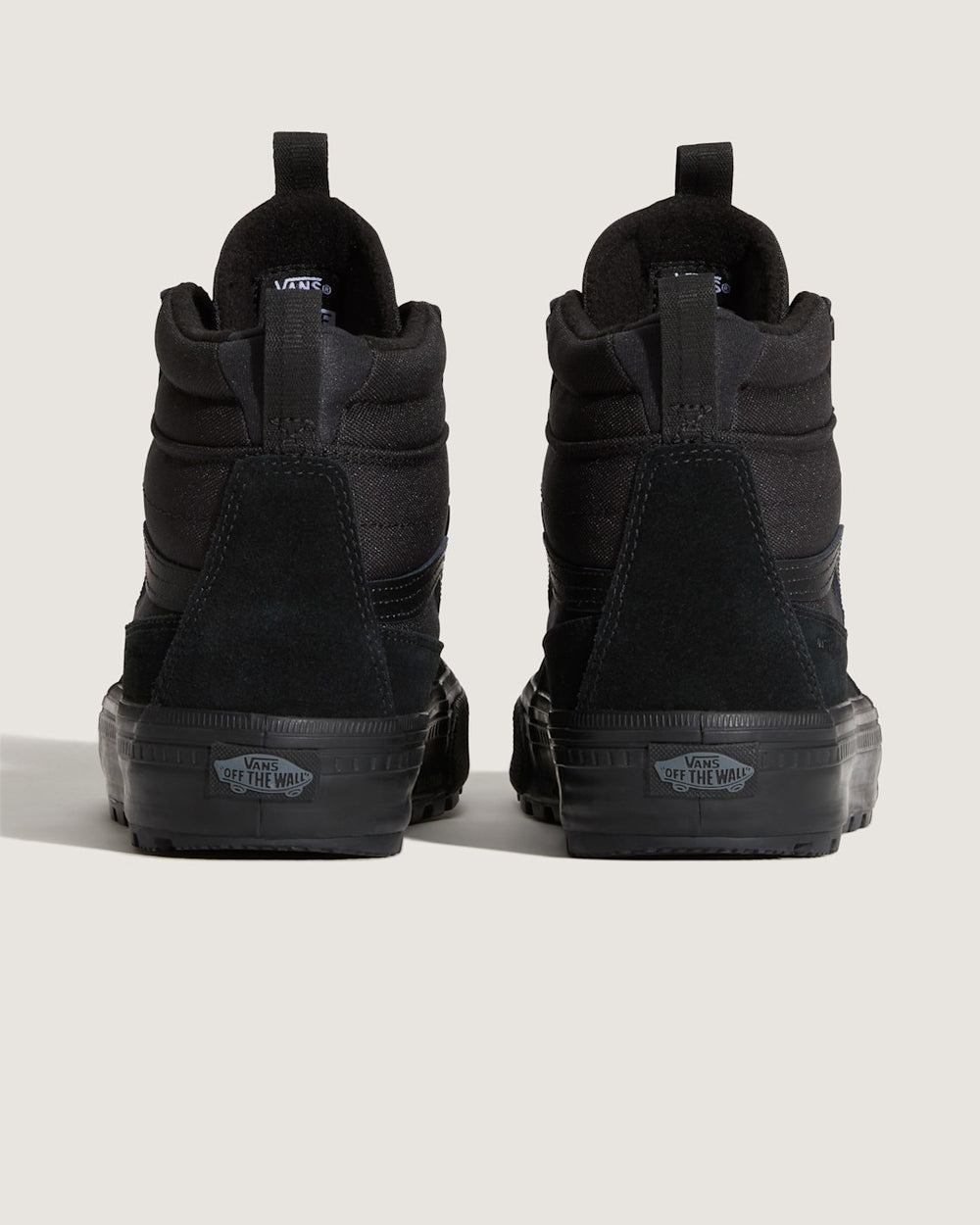 Men Vans Sk8-Hi Waterproof Insulated Shoe in Black