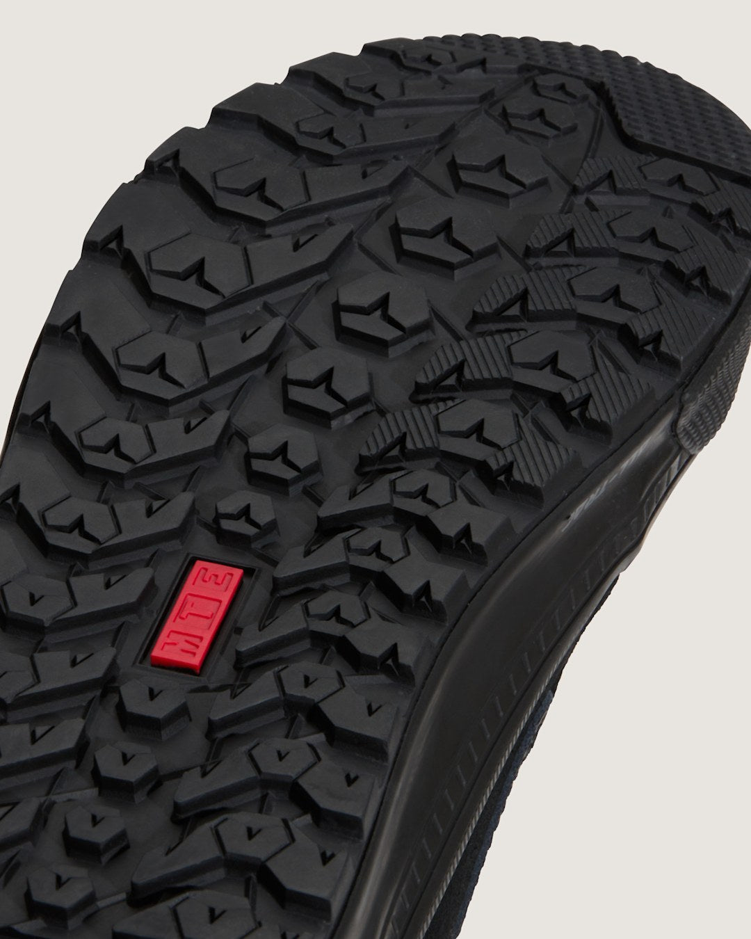 Men Vans Sk8-Hi Waterproof Insulated Shoe in Black