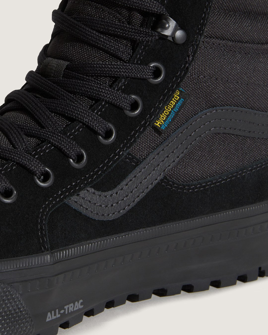 Men Vans Sk8-Hi Waterproof Insulated Shoe in Black