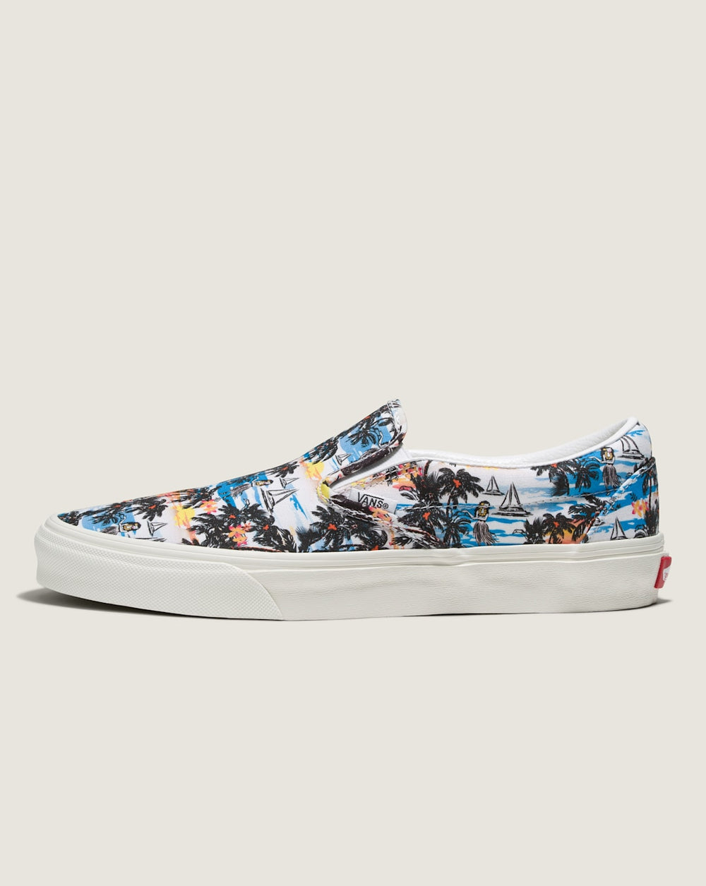 Men Vans Customs Classic Slip-On Shoe in Customs