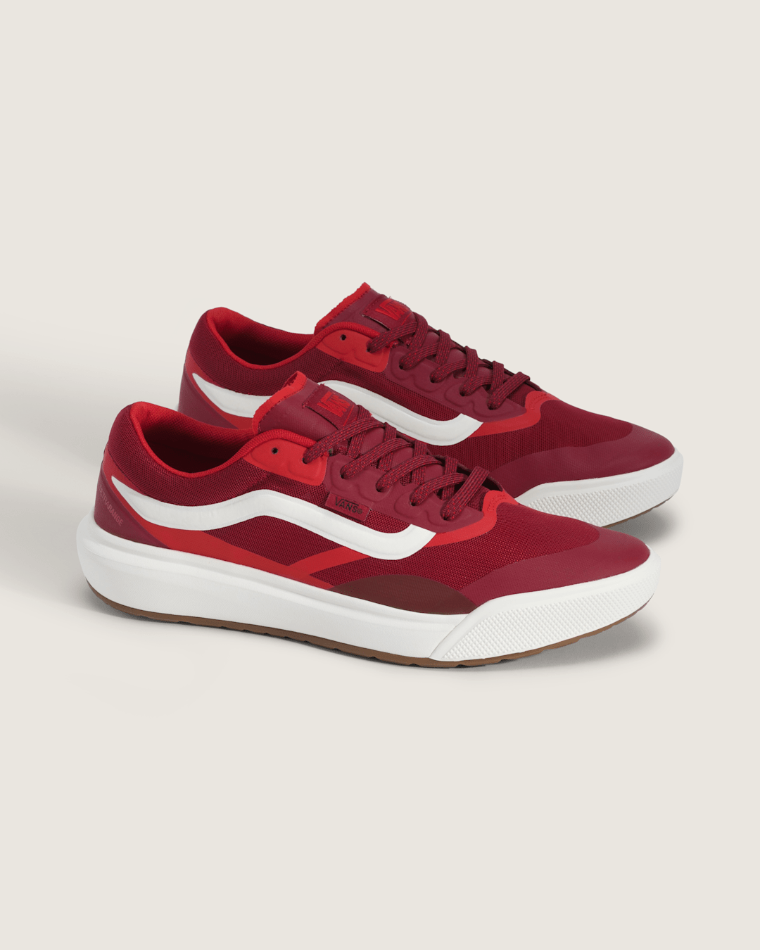 Men Vans UltraRange 2.0 Shoe in Bordeaux Red / Marshmallow White