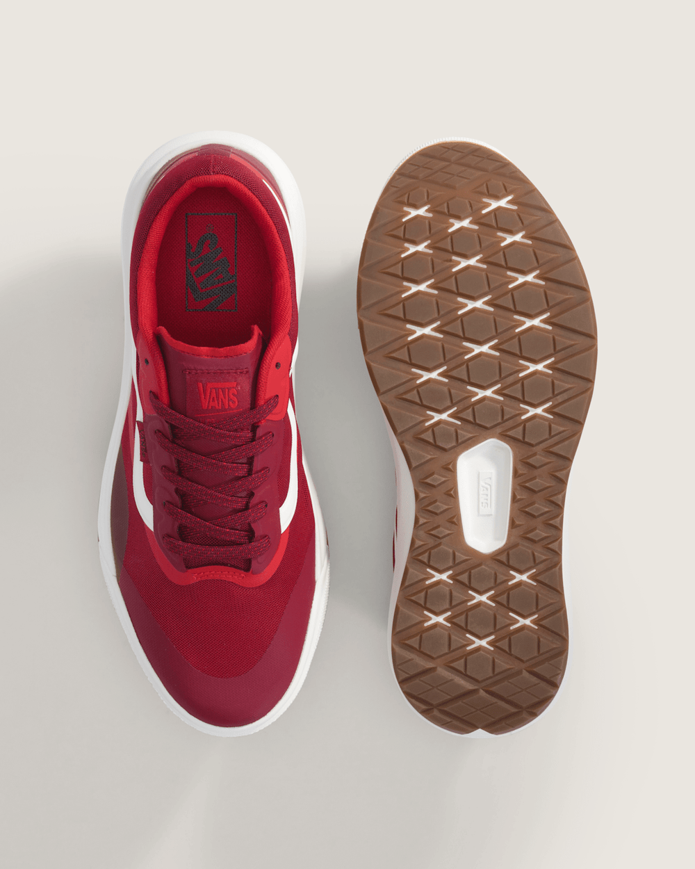 Men Vans UltraRange 2.0 Shoe in Bordeaux Red / Marshmallow White
