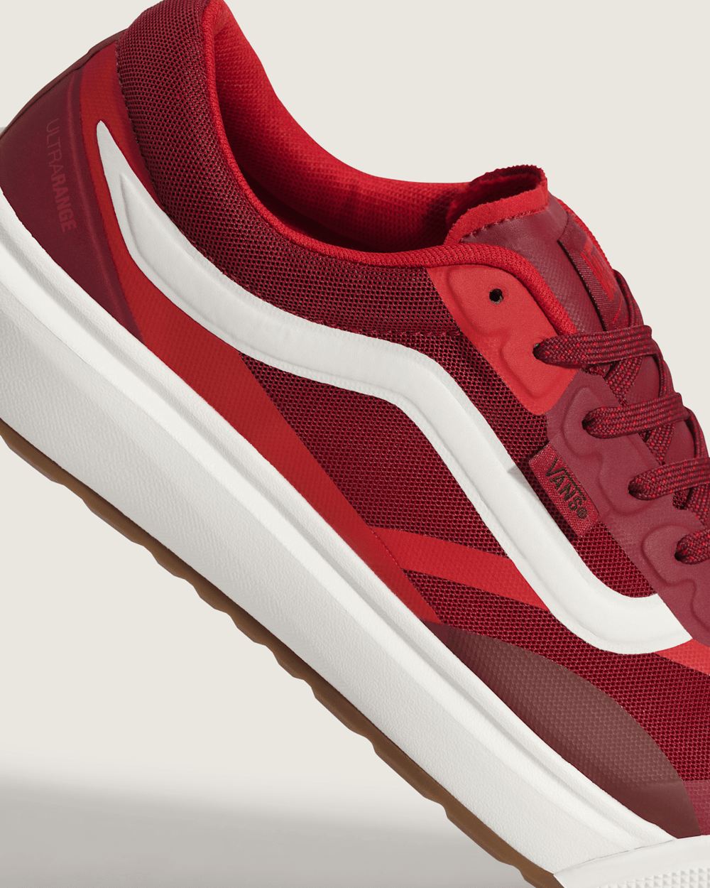 Men Vans UltraRange 2.0 Shoe in Bordeaux Red / Marshmallow White