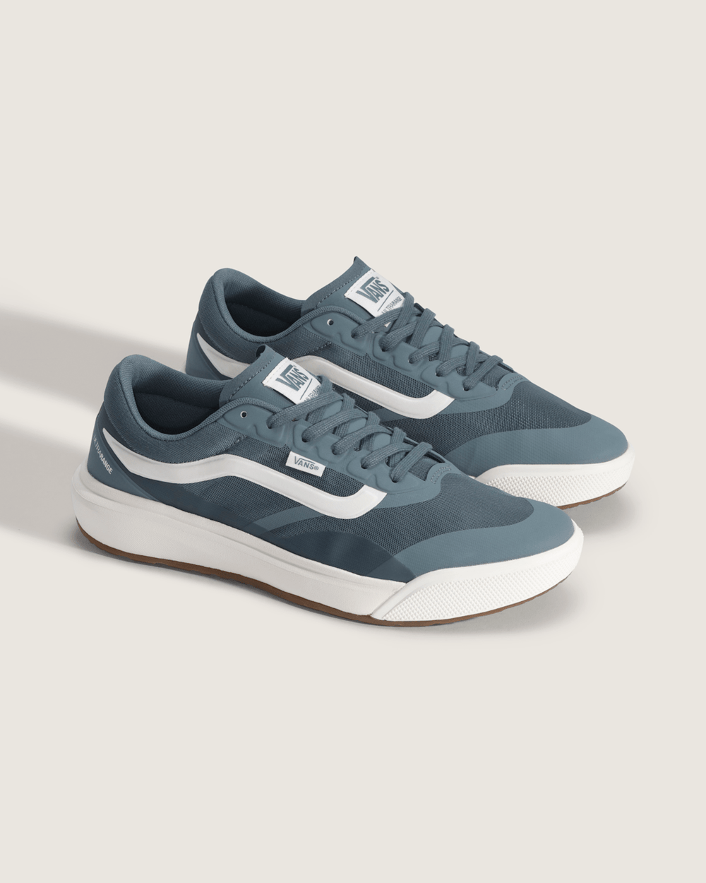 Men Vans UltraRange 2.0 Shoe in Stormy Weather Black