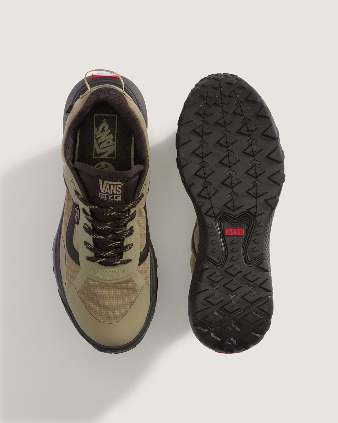 Men Vans Crosspath Shoe in Forest Green