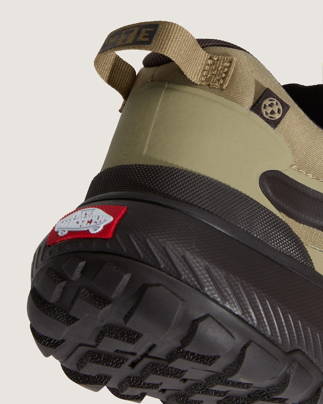 Men Vans Crosspath Shoe in Forest Green