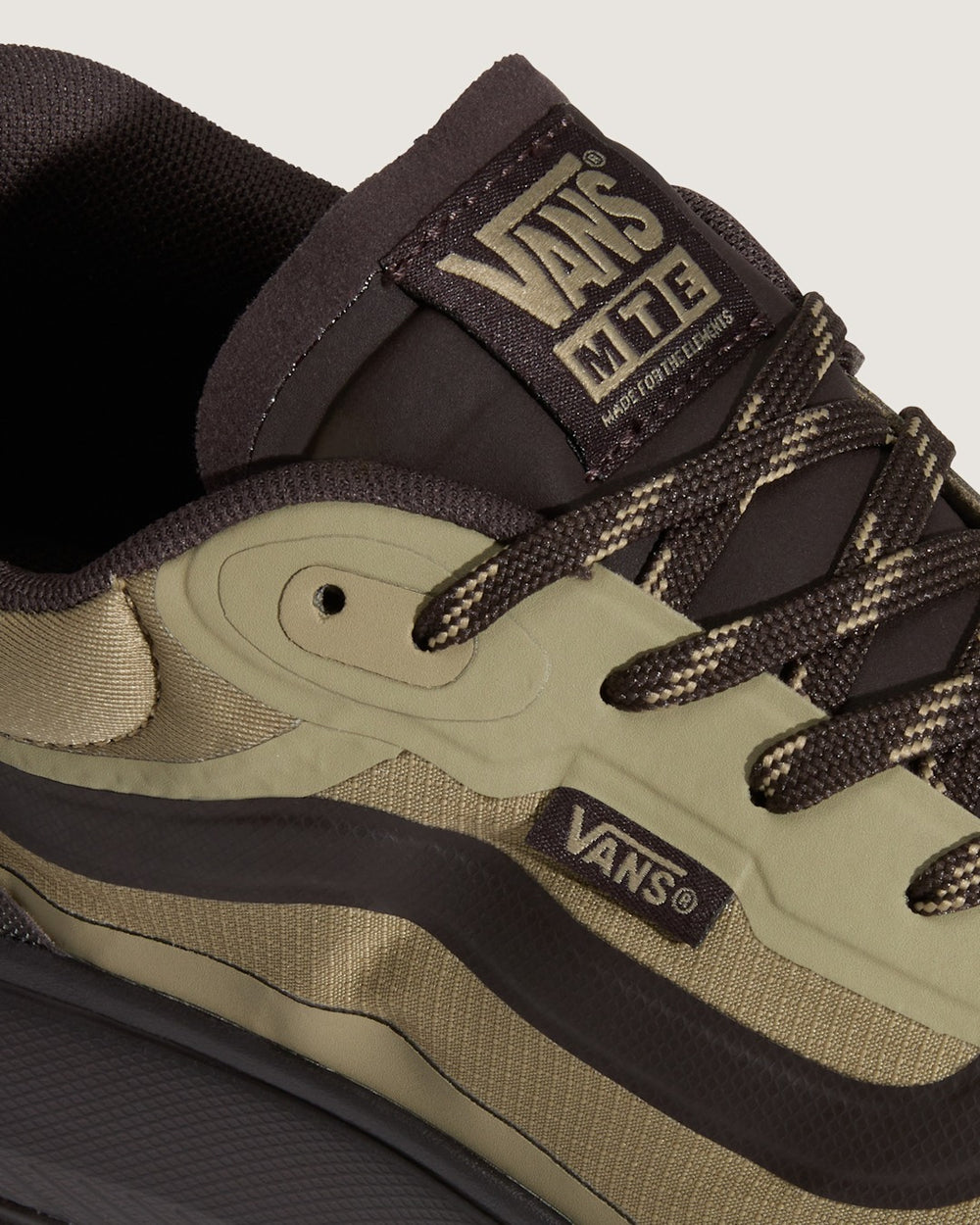 Men Vans Crosspath Shoe in Forest Green