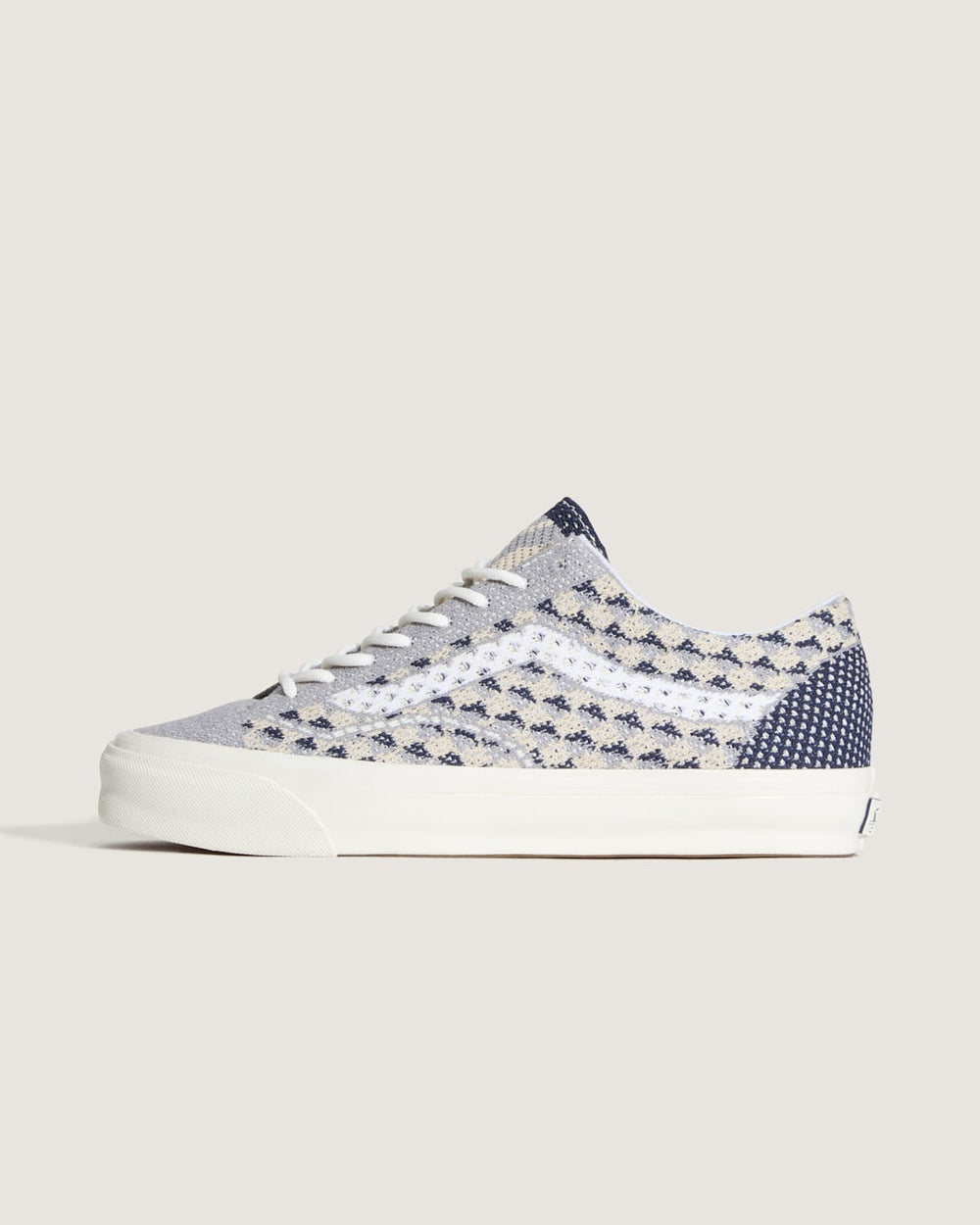 Men|Sale Vans Premium Old Skool Shoe in Geo Check Frost Grey