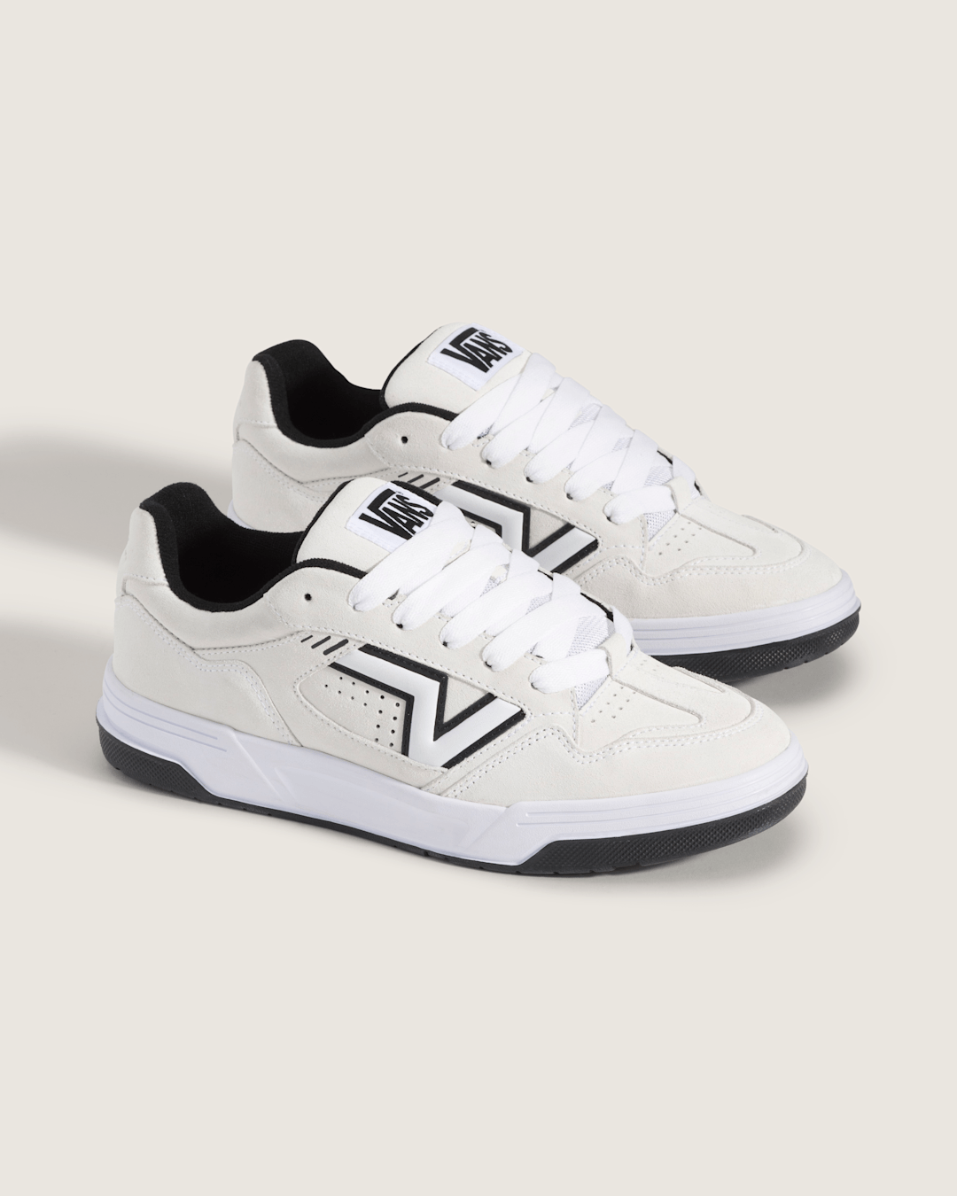 Men|Sale Vans Upland Shoe in True White / Black