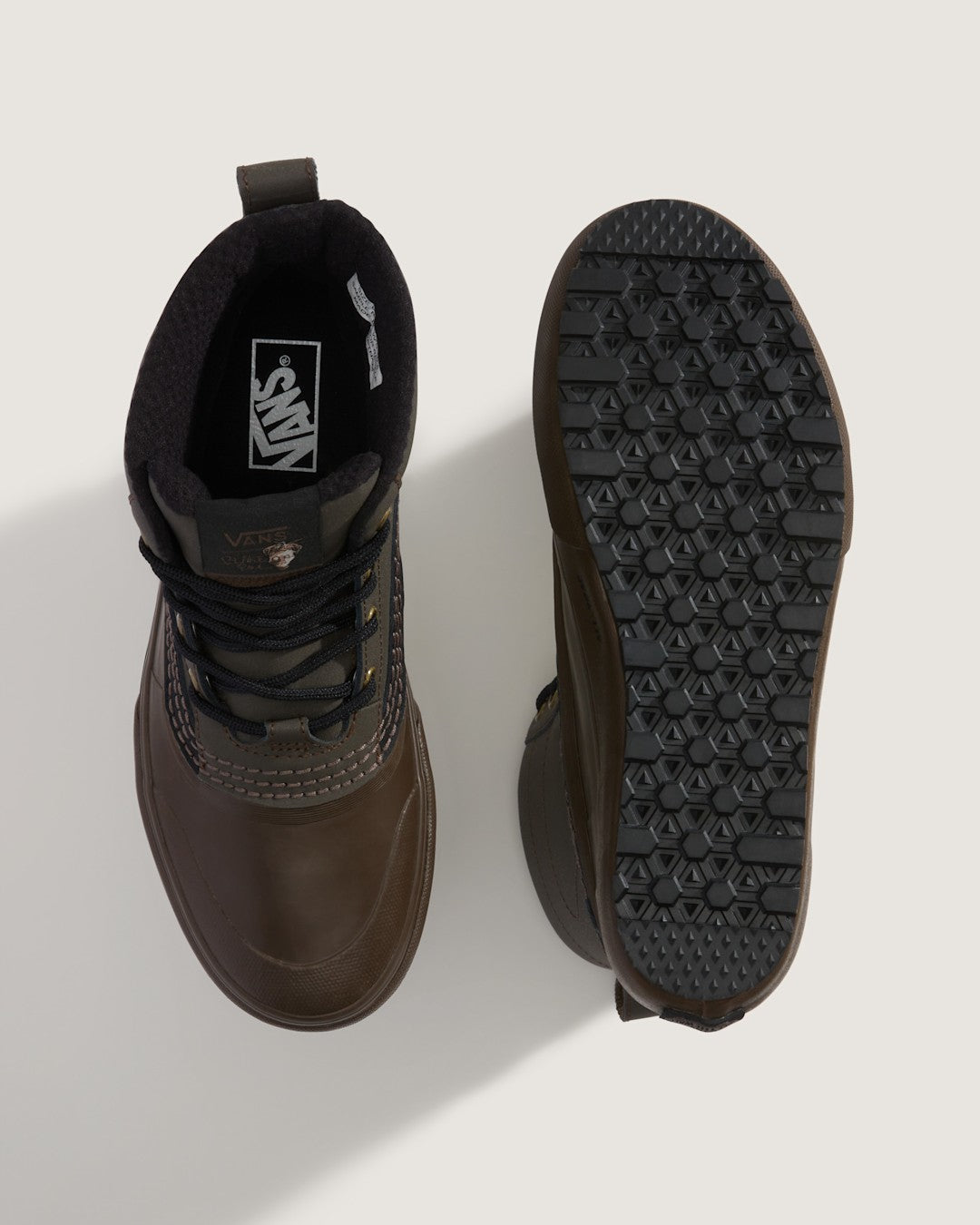 Men Vans Blake Paul Standard Mid Waterproof Boot in Demitasse Brown / Green