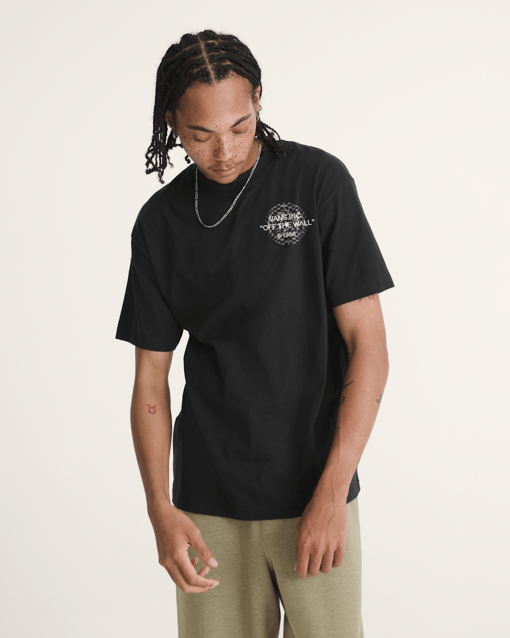 Men Vans Know No Bounds T-Shirt in Black