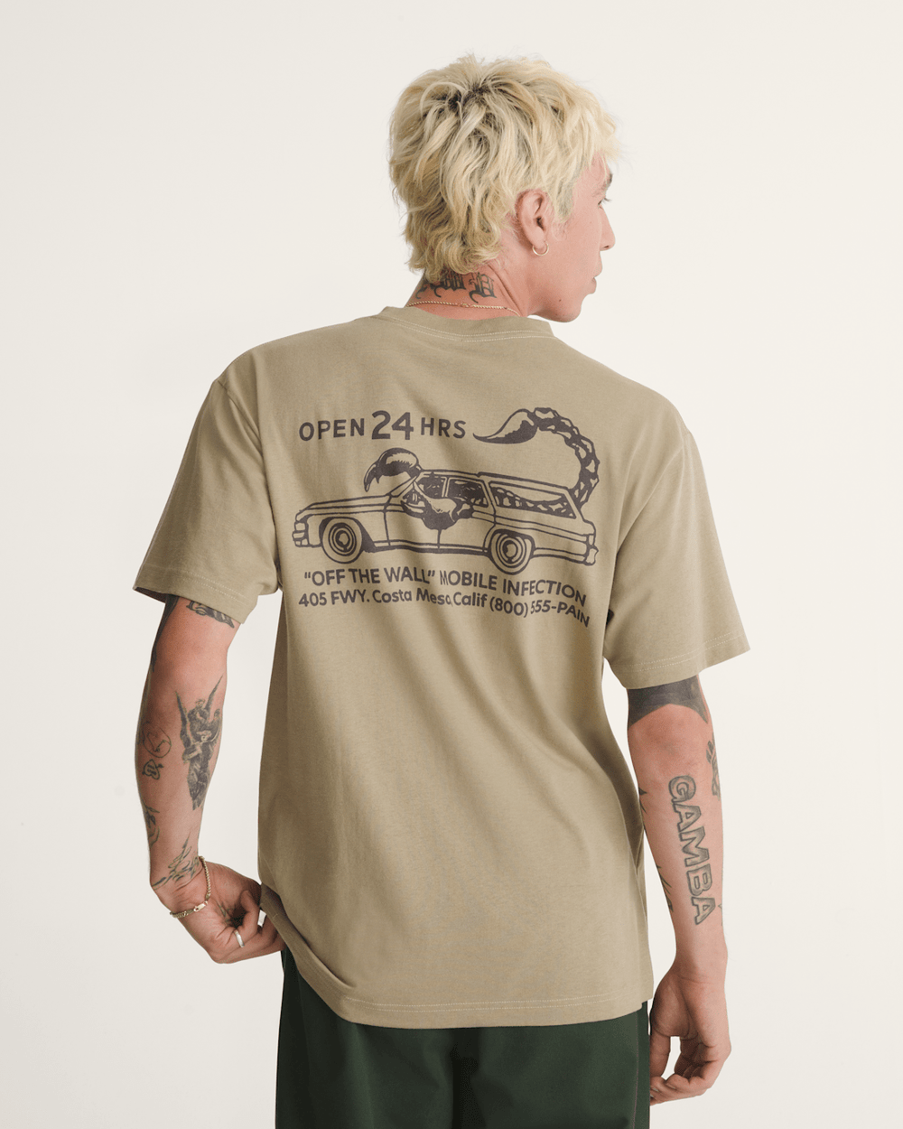 Men Vans Sting Wagon T-Shirt in Bay Leaf Green
